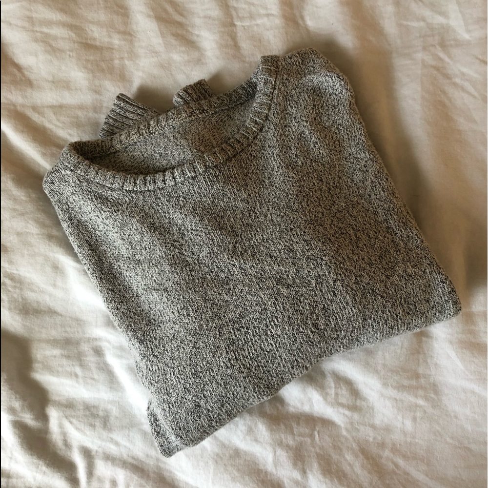 Brandy Melville Soft Sweater